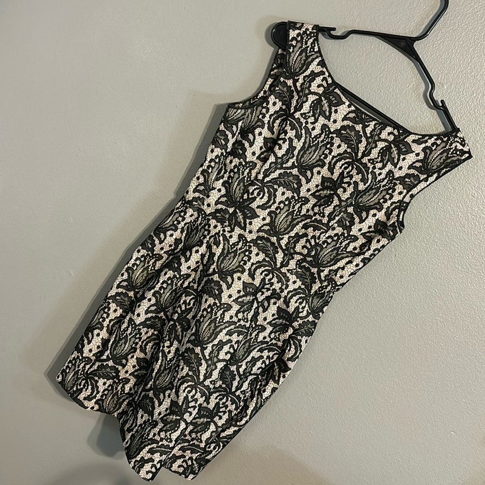 Zara Lace Tulip Dress (as seen on Kate Middleton) NWOT